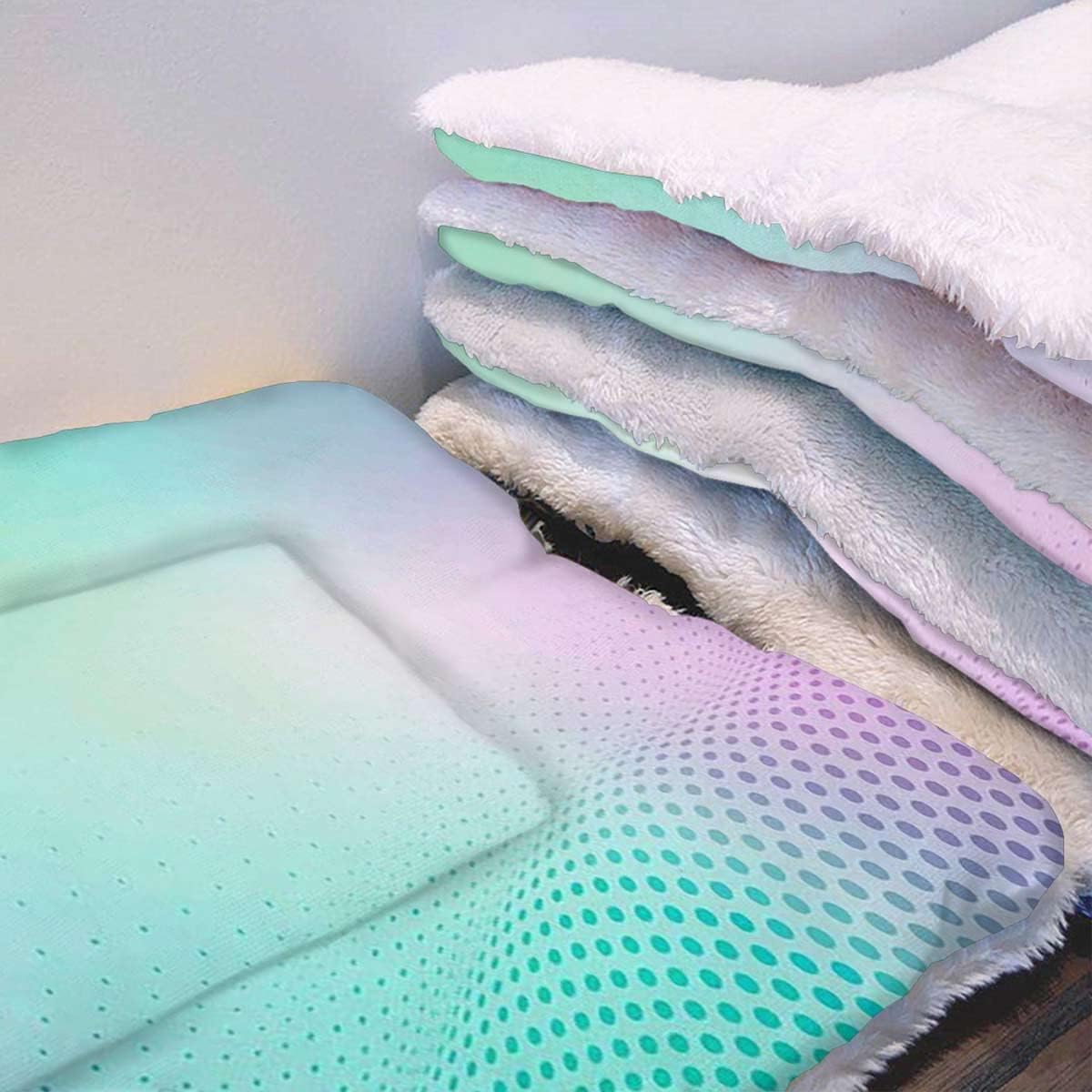 review Pink Blue Thermal Cat and Dog Warming Bed Mat Gradient Little Geometric Background Super Soft Plush Dog Crate Pad for Travel or Home Abstract 14