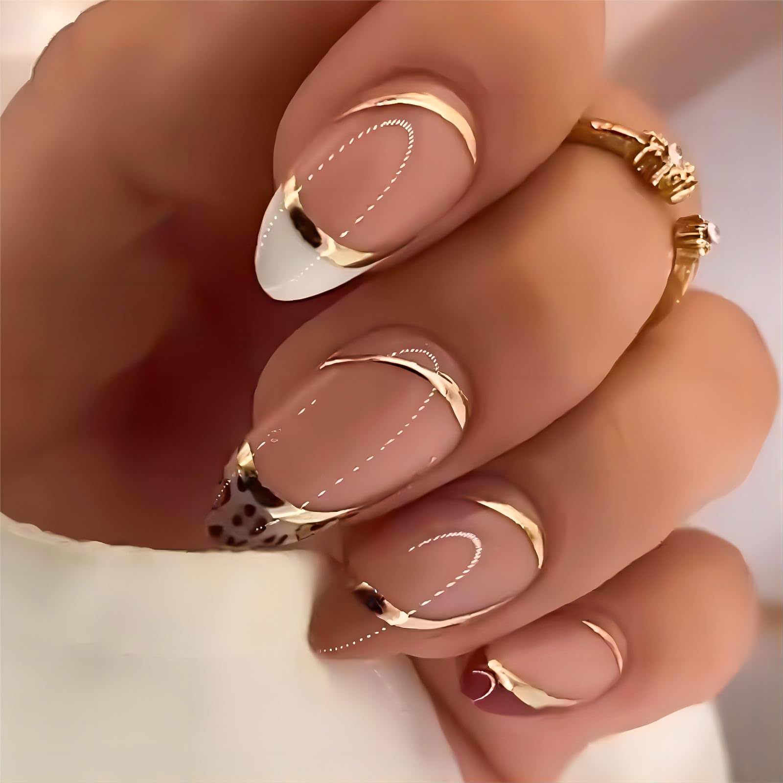 Almond Press on Nails Short French Tip Leopard Fake Nails Acrylic False Nails with Golden Lines Design Nude Full Cover Artificial Glue on Nails Golden Heart Stick on Nails for Women 24Pcs