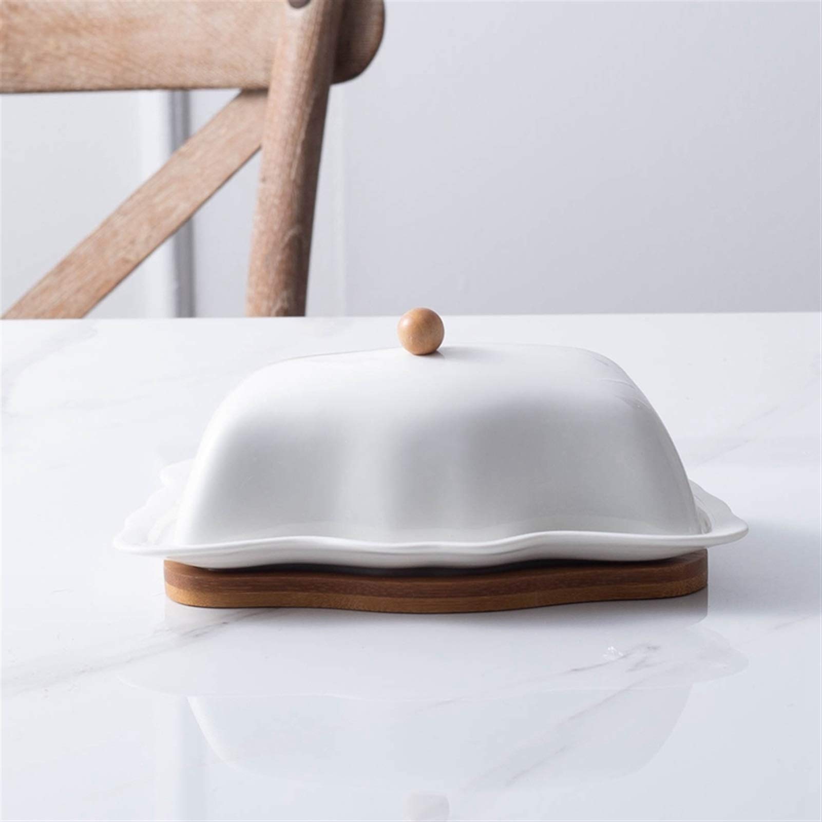 Butterteller für Arbeitsplatte Keramik Buttergericht mit Deckel - Holzboden Butter Keeper Küche Margarine Halter Käse Aufbewahrungstablett Butter Behälter (weiß) Butterbehälter, Butterspeicherung