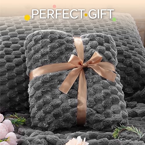 BEDELITE Fluffy Full Size Comforter Set - Dark Grey Fleece Soft Comforter for Full Size Bed, Luxury Warm Bedding Set for Winter, Fuzzy Bed Set 3 Pieces (1 Comforter, 2 Pillowcases)