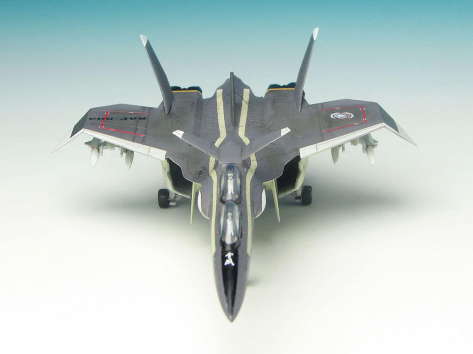 Amazon | プラッツ 1/144 戦闘妖精雪風 FFR-31 MR/D スーパーシルフ雪