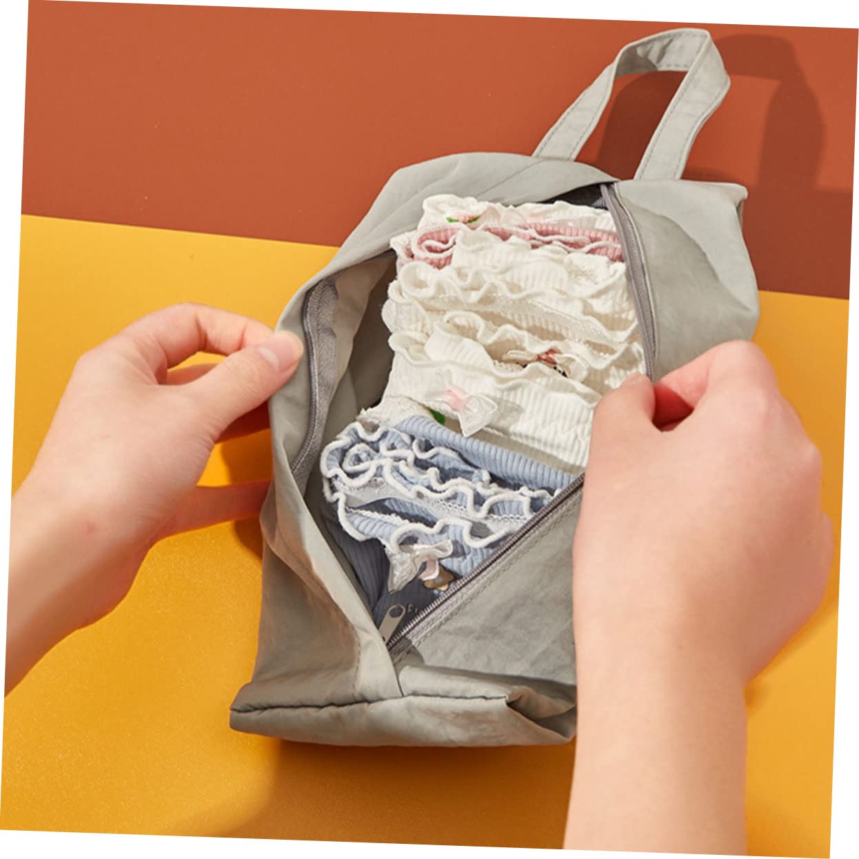 Trousse De Maquillage Voyage Trousse Maquillage Portable Sac à Chaussettes Pratique Accessoire De Voyage