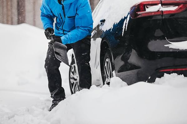 Fiskars Pelle à neige auto, Longueur: 63 cm, Plastique renforcé de fibre de verre, Noir, Solid, 1019353 - 4
