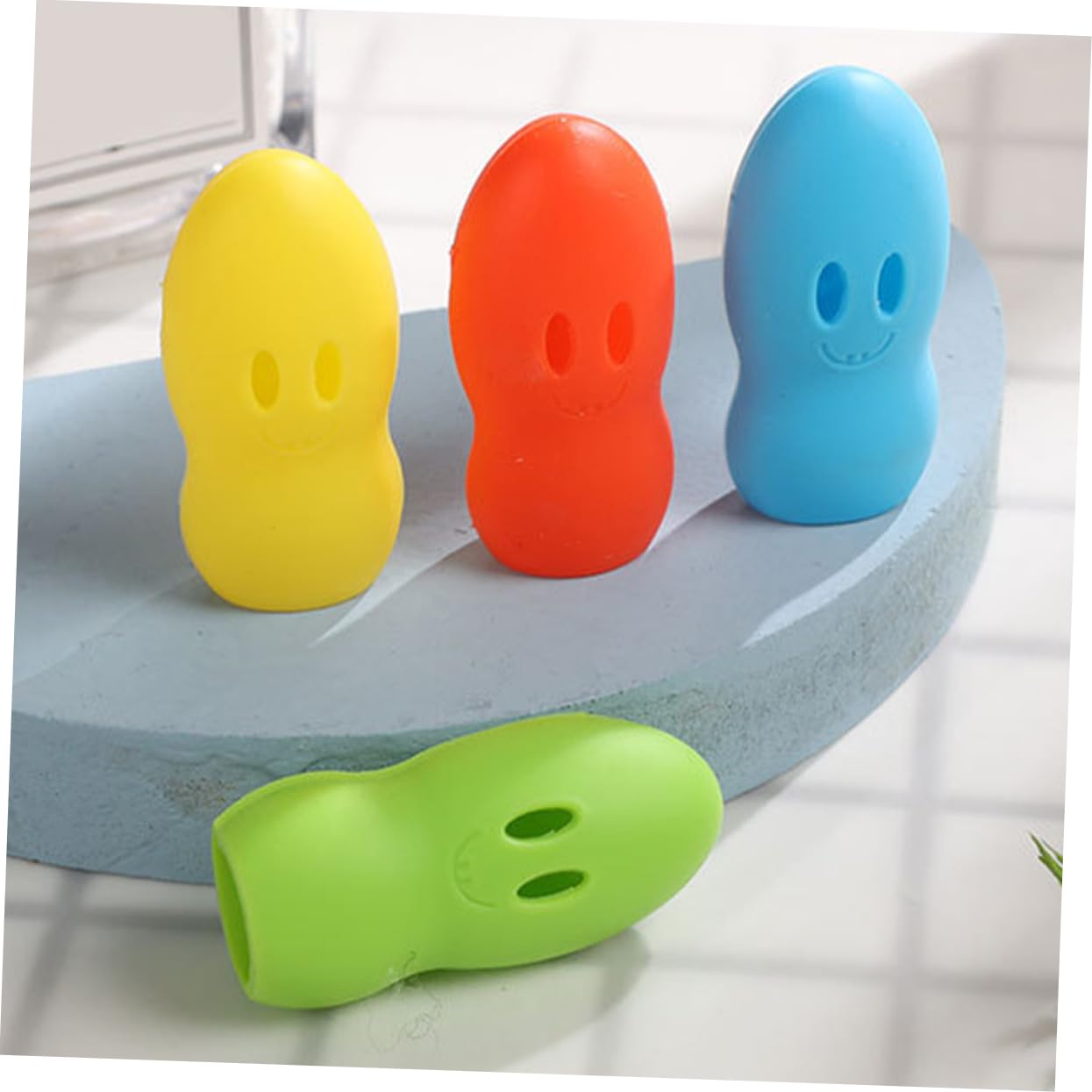 3 Series Cubierta De La Cabeza del Cepillo De Protector De Cepillo De Portátil Pequeño Cubrir Cubierta De Gel De Sílice Color Aleatorio 20 Piezas*3