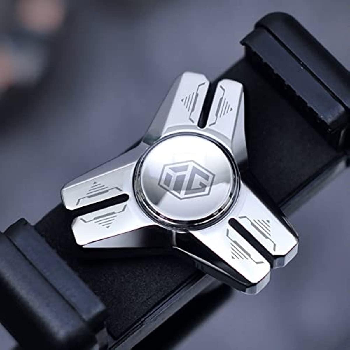 Fidgets Toy Metal Hand Spinner EDC Réducteur, Anti-anxiété Fidget Spinner Soulagement du Stress Sensoriel Tdah, Cadeaux pour Enfants/Adultes Cadeau De Saint Valentin