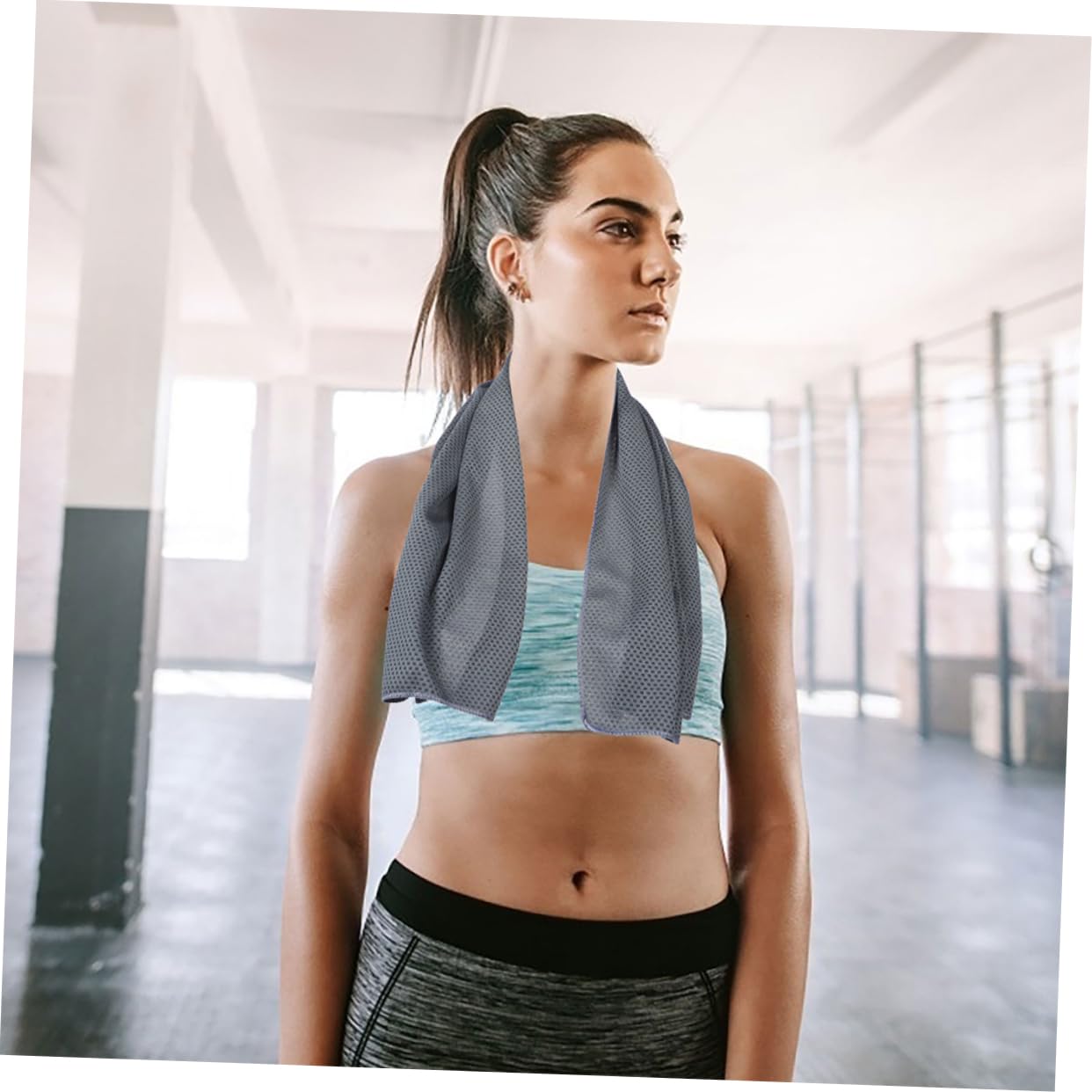 BESPORTBLE 16pezzi Asciugamani Rinfrescanti Microfibra Da Asciugatura Rapida e Assorbente Teli Leggeri Per Sport Fitness Yoga e Attività All Aperto