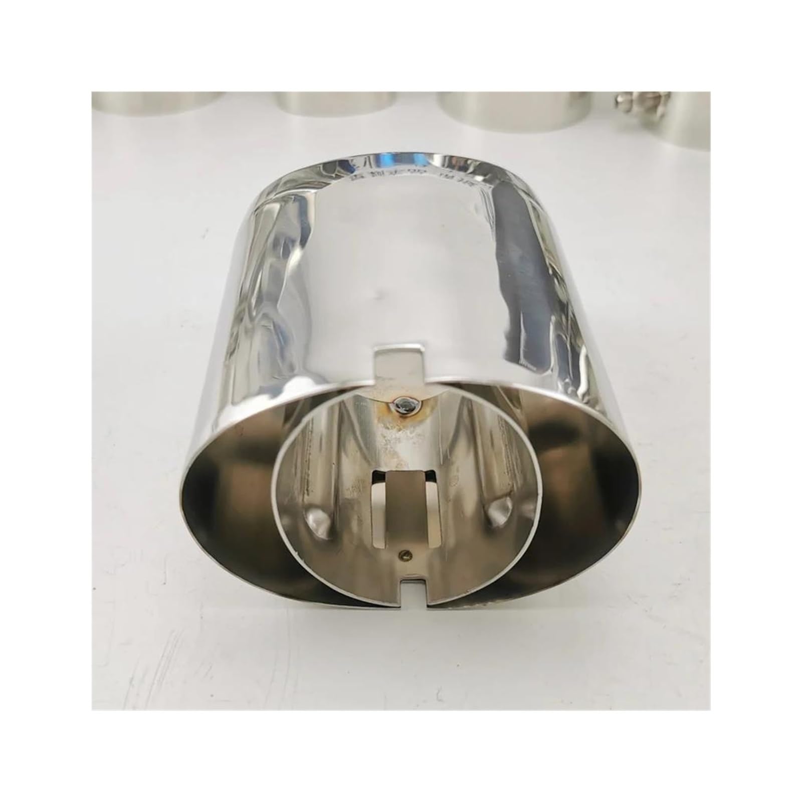 Silencieux embout de tuyau Toyota RAV4 en acier inox pour une finition premium