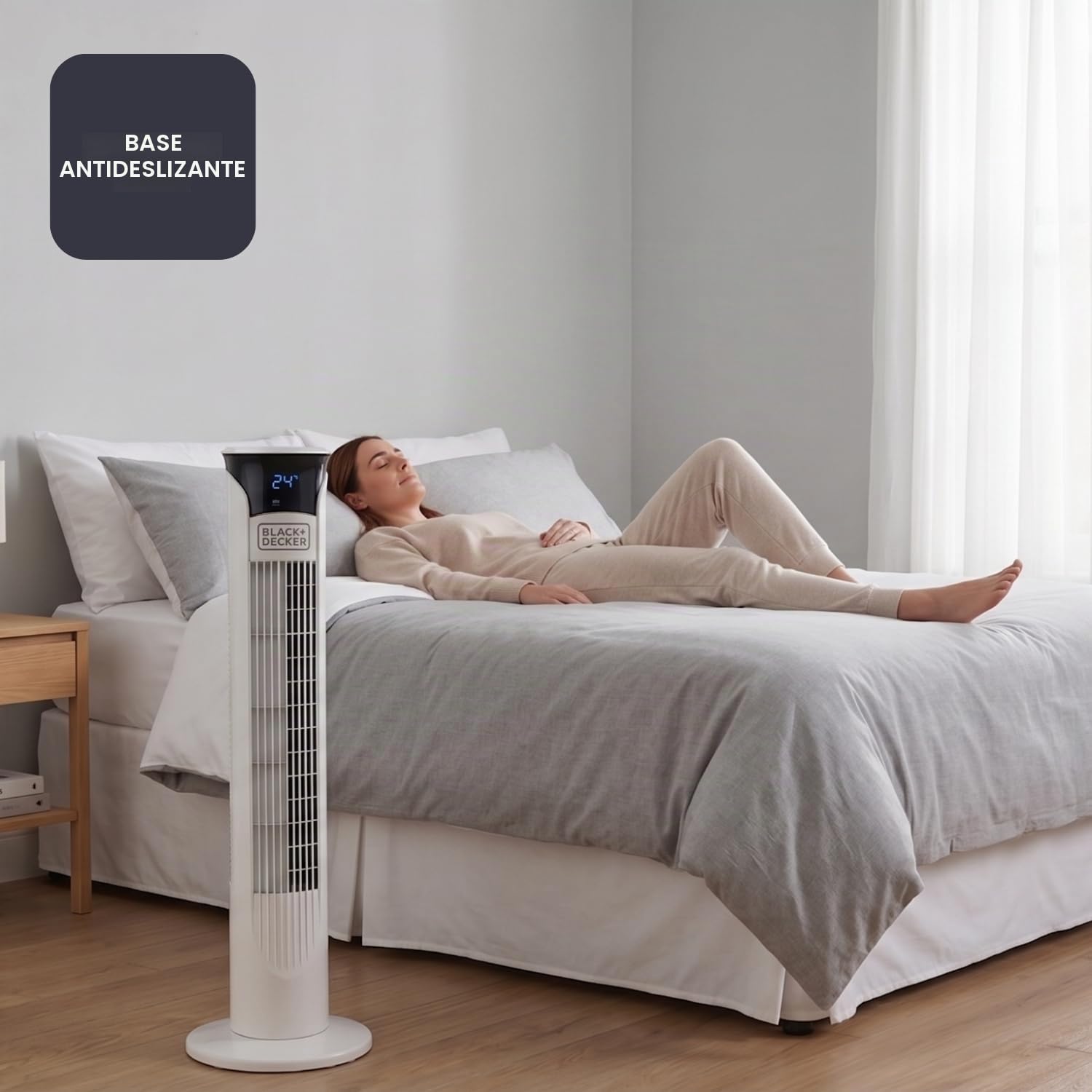 BLACK+DECKER - Ventilador de Torre Digital 81 cm | 3 Velocidades | 3 Modos | Oscilante y Silencioso | Temporizador 12h | Indicador Temperatura | Mando a Distancia | Digital | Blanco