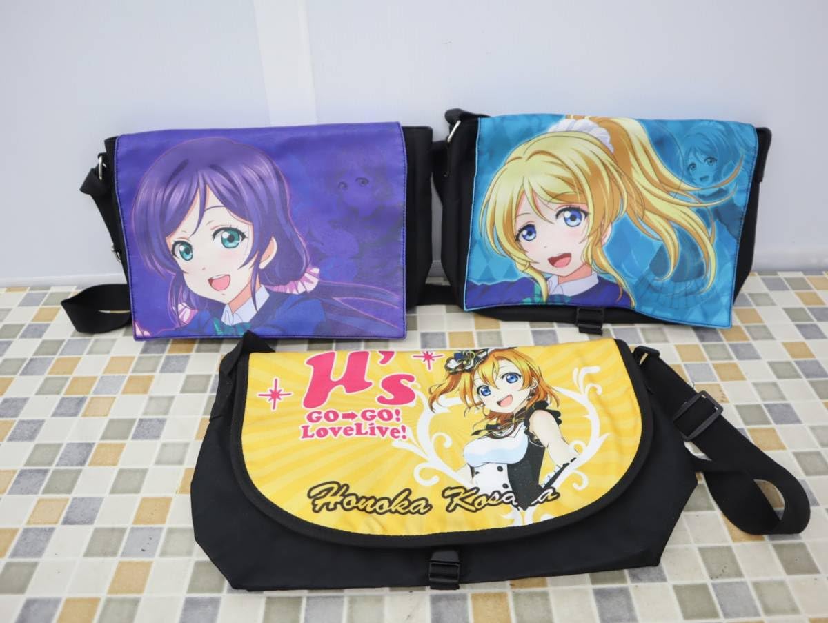 ラブライブ 高坂穂乃果 ショルダーバッグ Amazon.co.jp: アニメグッズ ラブライバー ラブライブ