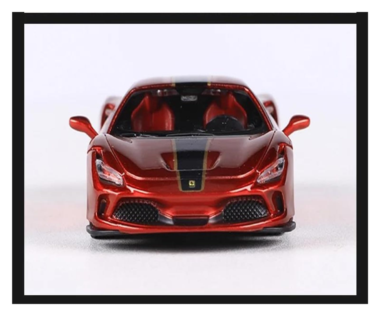 Amazon | 絶妙なカーモデル 1:64 フェラーリ F8 トリブート合金