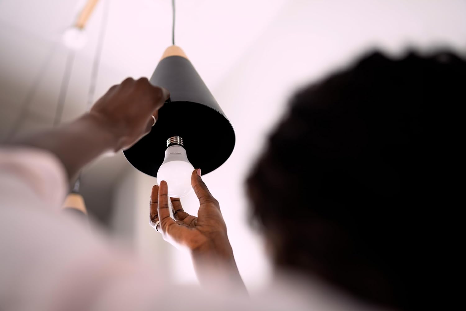 Tramontina Lâmpada Smart LED E27: Review Testado por 7 dias