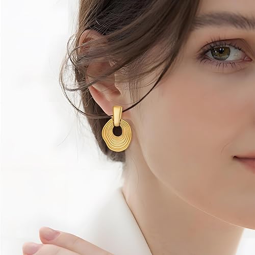 Miniatura 4 de Aretes elegantes vintage con textura ondulada, aretes colgantes chapados en oro para mujer, joyería de moda