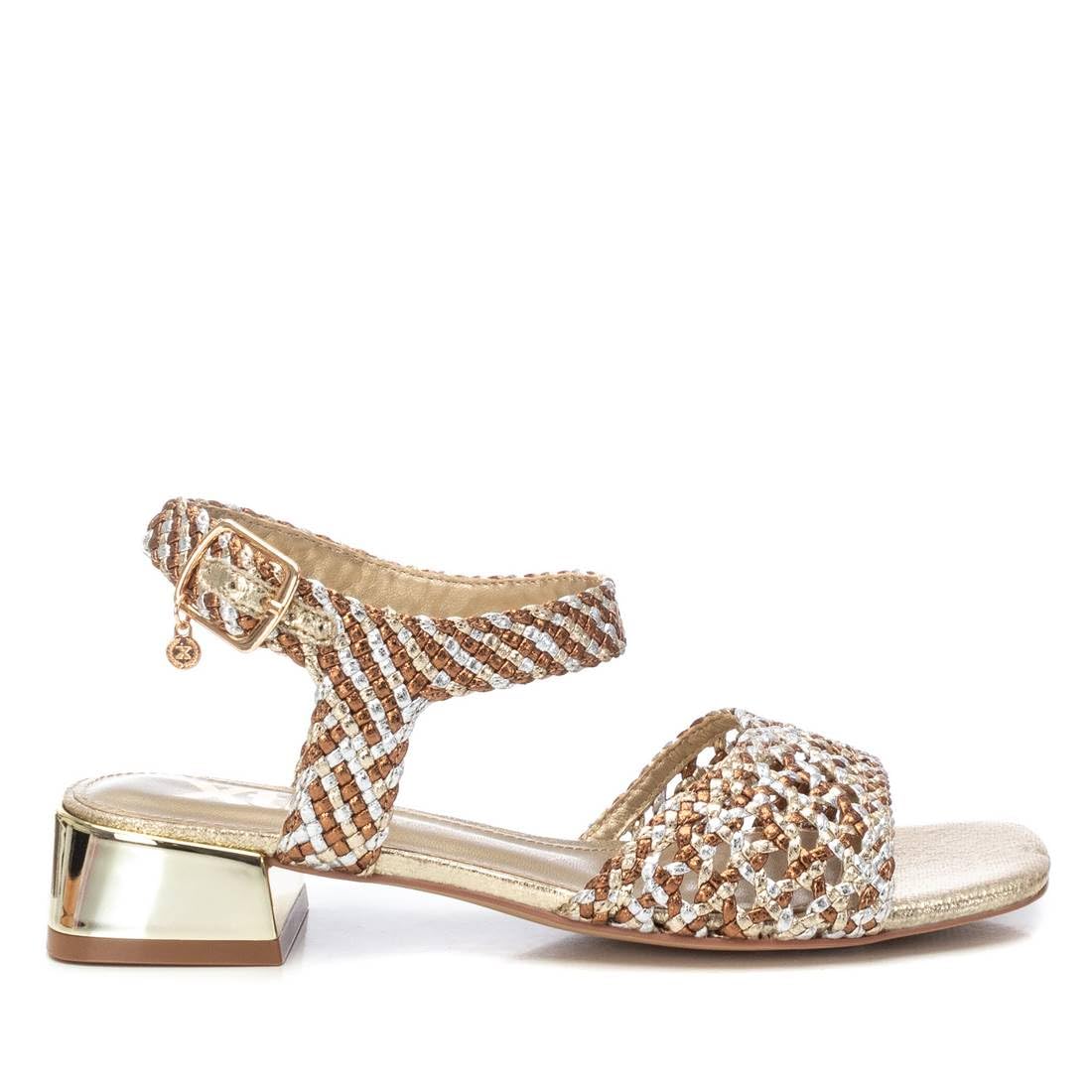 XTI - Women's Sandal - Comfortable and Versatile Footwear - Casual Fashion, Gold, 14, 5 UK