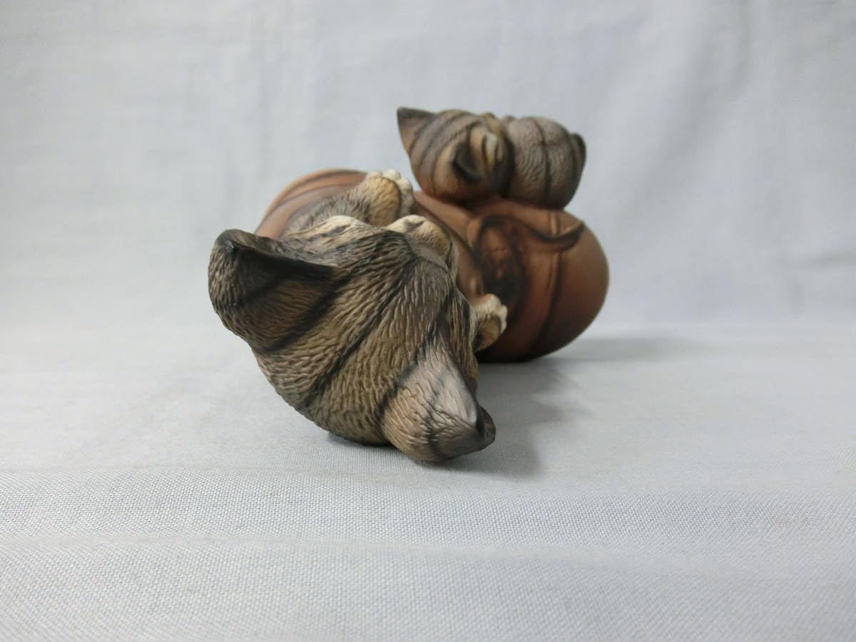 Amazon.co.jp: Demain ドマン 猫と靴 子猫 置物 陶器 HK osamu 高さ