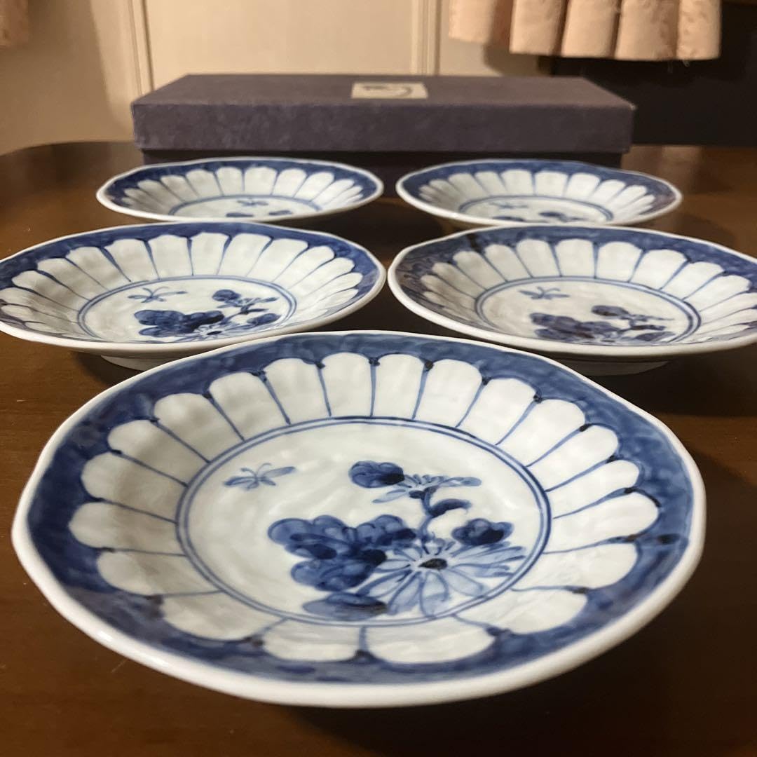 Amazon.co.jp: 有田焼 波佐見焼 手描き 染付 孔明窯 中皿 銘々皿