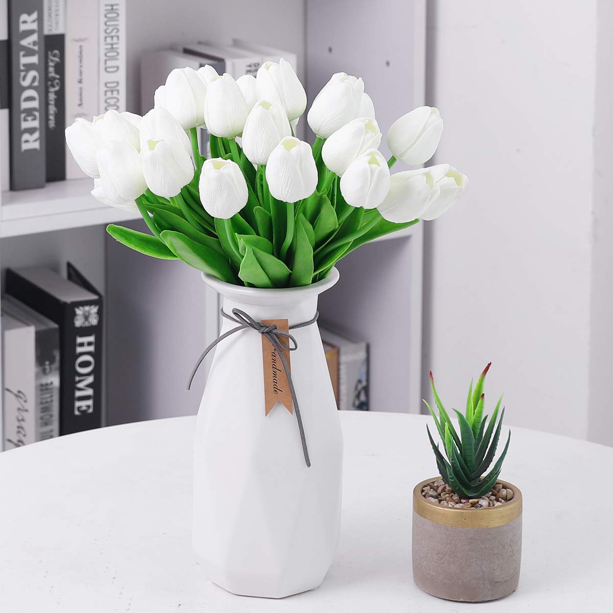 Veryhome Tulpen Künstlich Wie Echt Künstliche Tulpen Blumen Latexmaterial Real Touch Blumensträuße für Hochzeitszimmer Zuhause Hotel Partydekoration DIY Dekor （ Weiß - 20Stück ） (Packung mit 2)