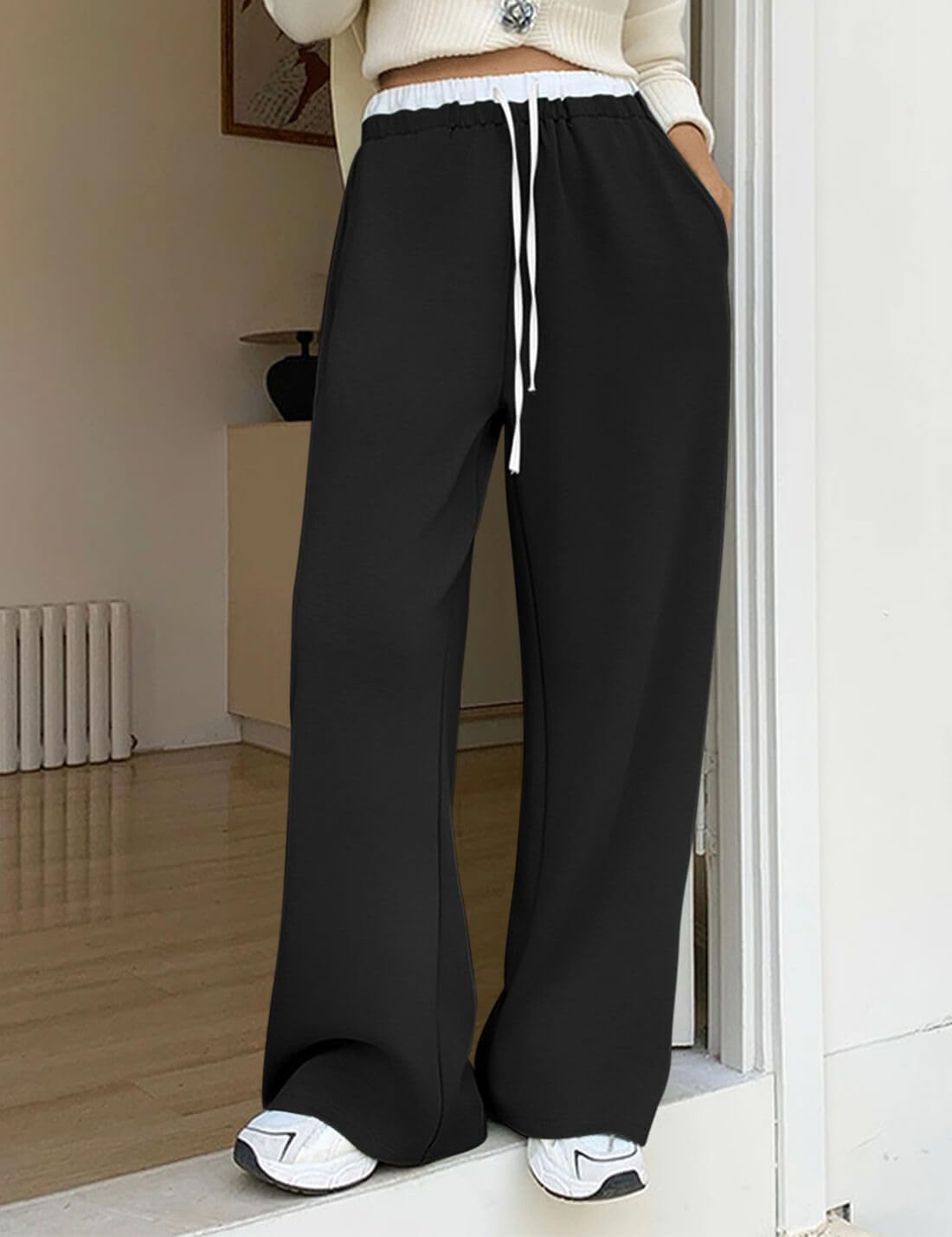 HeSaYep Women's Wide Leg Sweatpants High Waist Baggy Sweat Pants Straight Leg Drawstring Elastic Waisted Pants with Pockets - Image 4