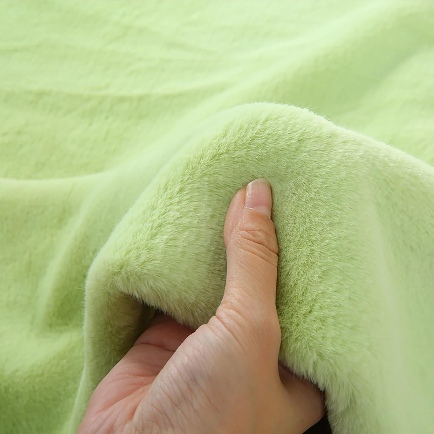 Shaggy Short Pile 8mm Fur Fabric 50cm*50cm Squares Fluffy Faux Fur Fabric for Cosplay Costumes Apparel Rugs Pillows Decorations and More(27 Light Green 3)