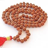 Die Legende besagt, dass Siva nach tausend Jahren der Meditation erwachte und begann, Tränen des weltweiten Mitgefühls zu verlieren, diese Tränen kristallisierten in Samen und dort wuchs der ersten Rudraksha-Baum. 