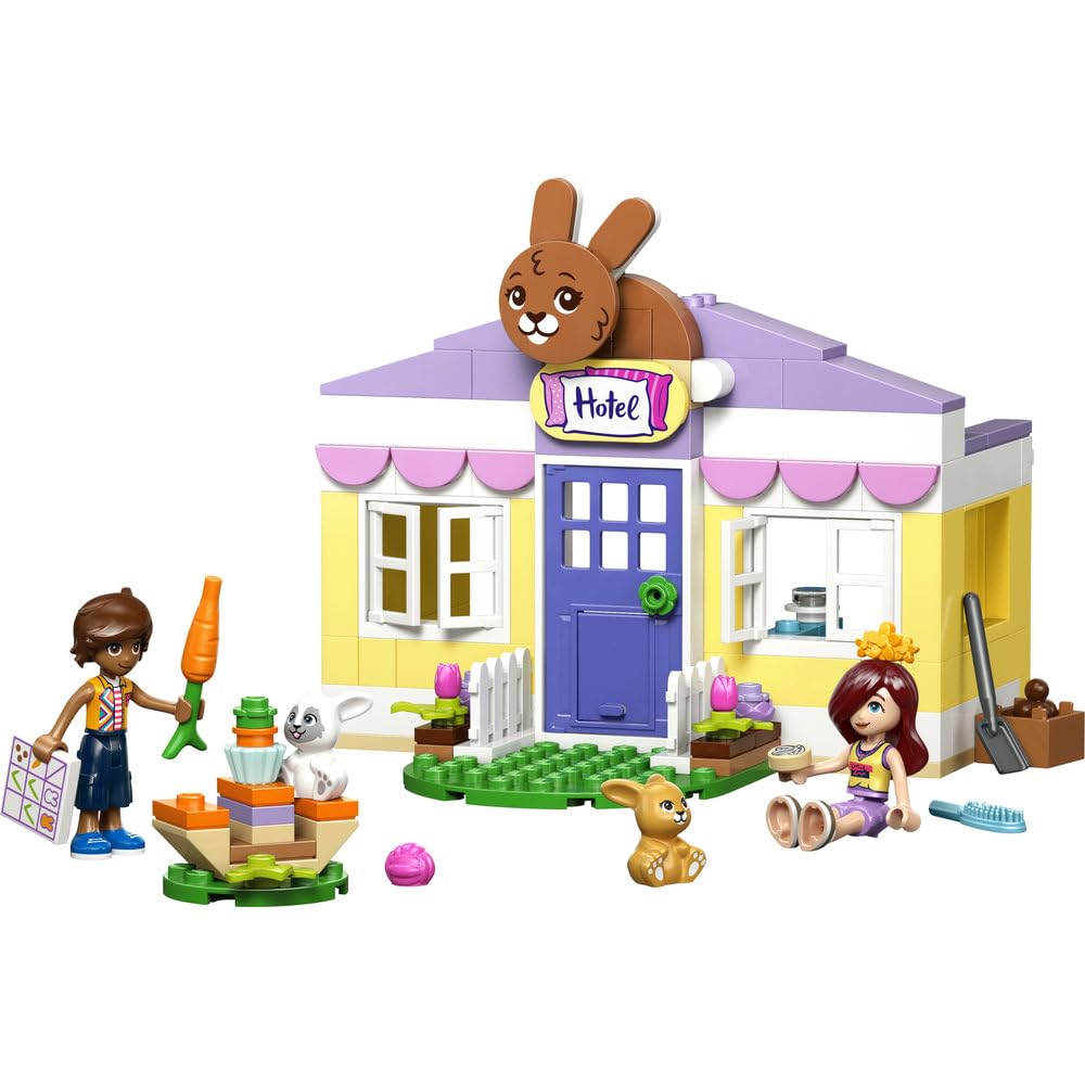 LEGO Friends Hotel dla królików w mieście Heartlake, klocki dla 5-latki, zabawka dla dzieci zawiera 2 minilaleczki, 2 figurki zwierząt i marchewkowe akcesoria, prezent dla dziewczynki i chłopca 42679