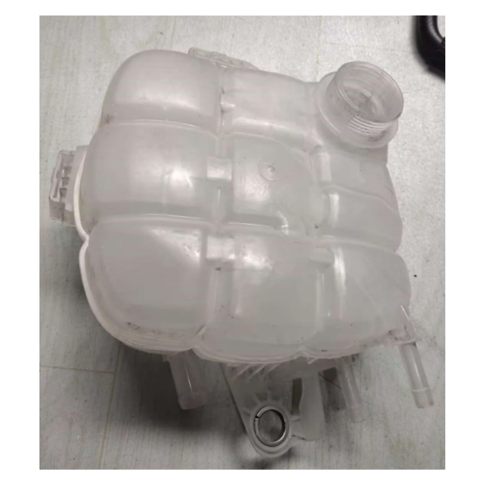 Adatto Per Ford Focus 18-22 1.5 Mondeo 22 2.0 JX618A080AB Serbatoio Di Espansione Del Liquido Raffreddamento Radiatore Con Tappo Serbatoio refrigerante(JX618A080AB)
