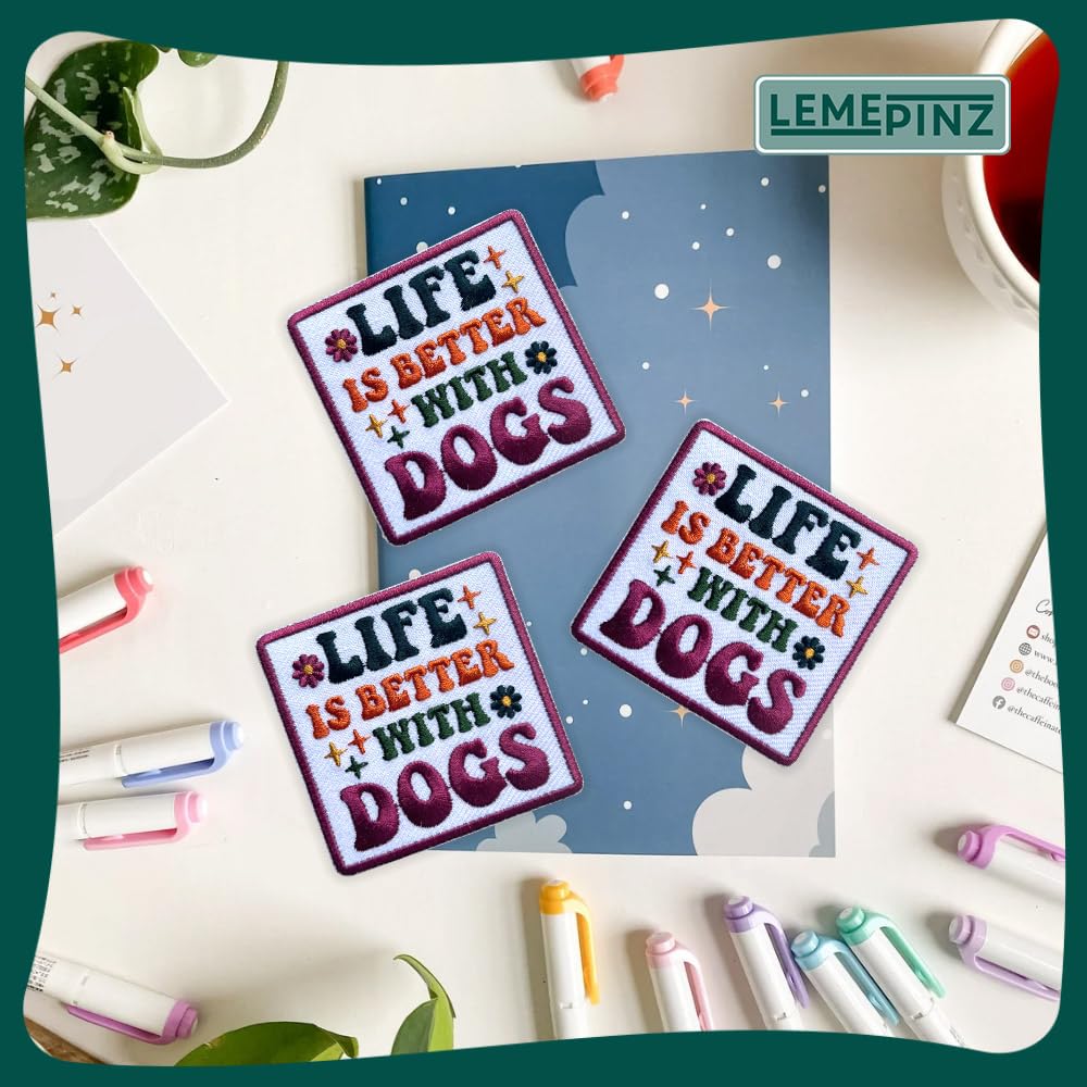 Parche bordado de perro con texto en inglés "Life is Better with Dogs", tamaño 7,6 cm, para sombreros, ropa, mochilas, jeans, parches para coser, parches de tela, parches de perros, regalo de