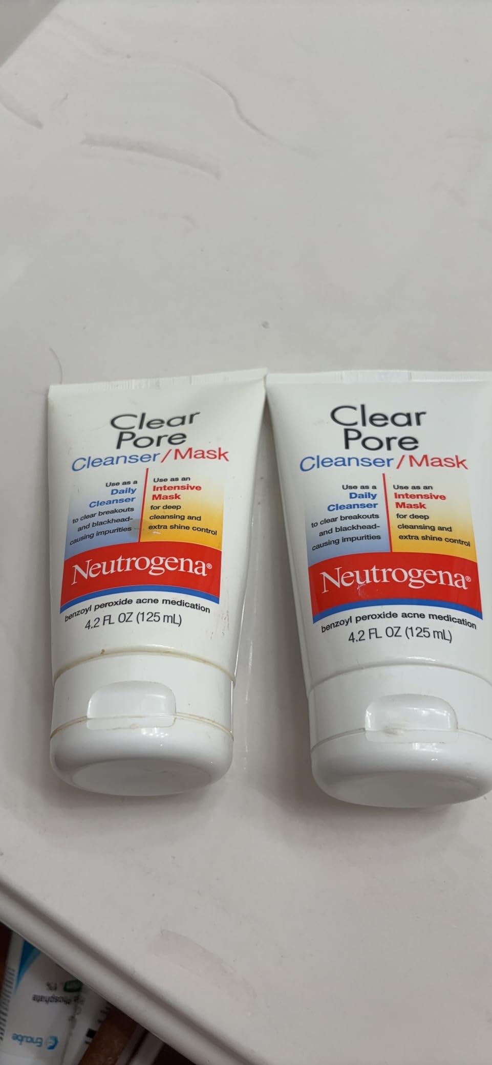 Johnson & Johnson Neutrogena Clear Pore Cleanser/Mask, 4.2 Ounce