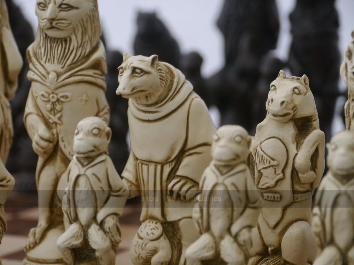 Amazon.com: Berkeley Chess Reynard The Fox Ornamental Chess Set