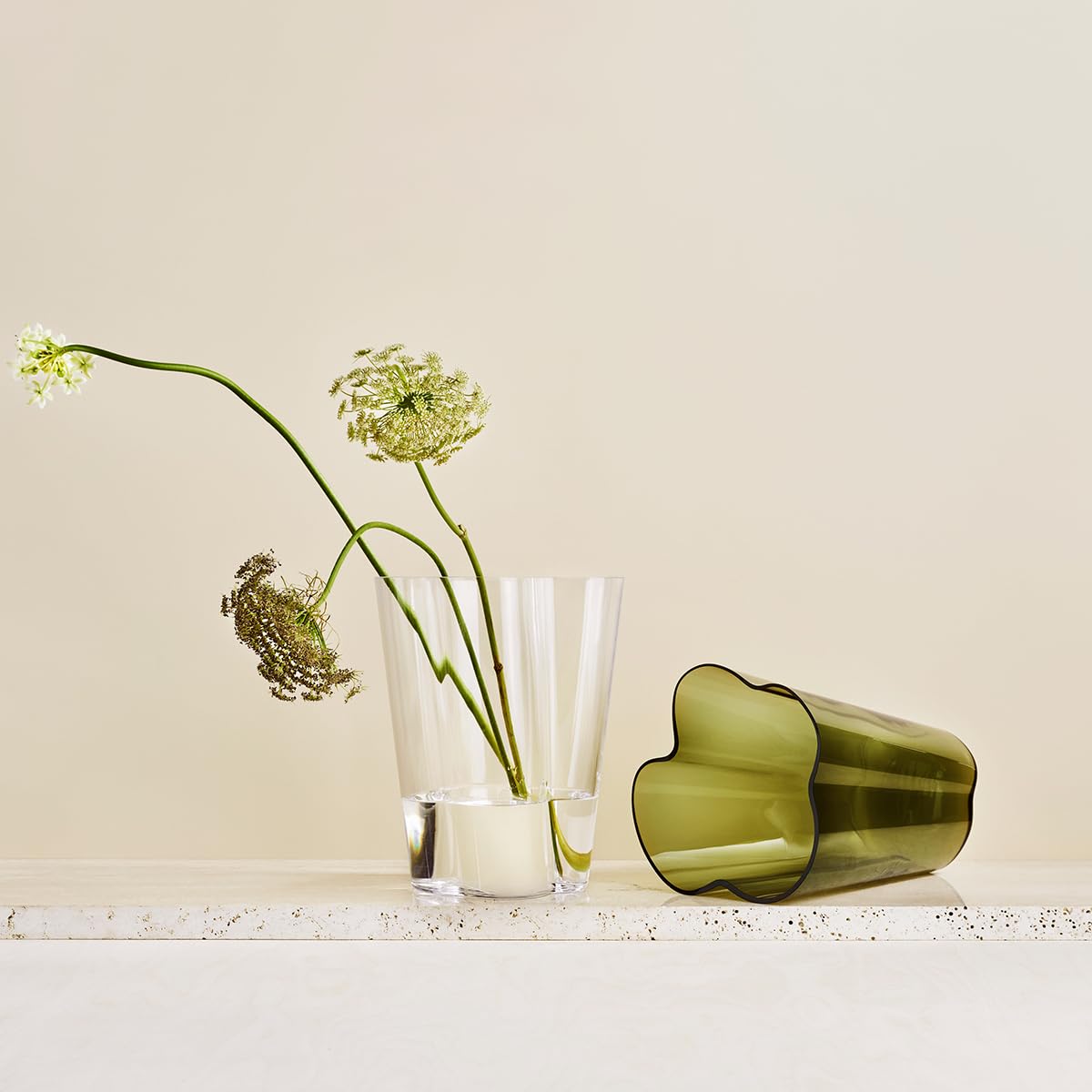 美品 アルヴァ・アアルトコレクション ベース 160mm グリーン系 イッタラ アルヴァ・アアルト コレクション ベース 160mm モスグリーン