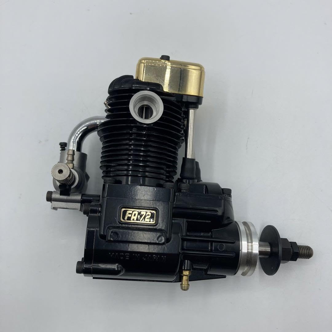 SAITO FA-72B 四ストロークエンジン SAITO FA-72B 四ストロークエンジン SAITO FA-72B 四ストローク