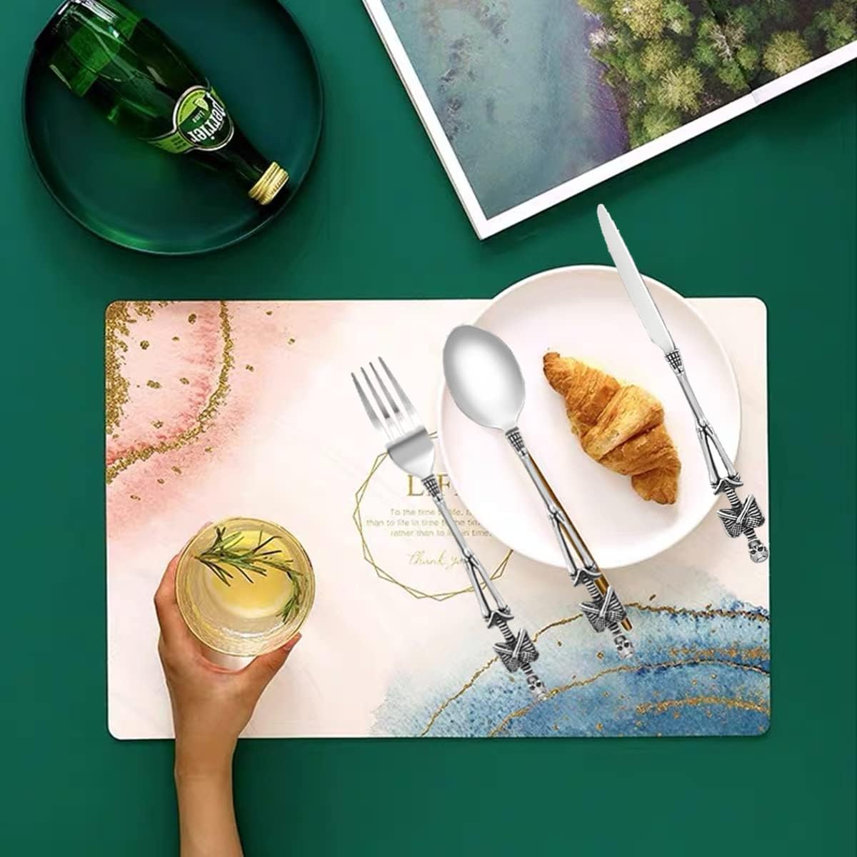 Skeleton Skull Silverware Set, LOYEH Stainless Steel Spoon Fork and Knife Flatware Tableware Design Modern Look Great Gifts For Halloween Easter and Christmas (SKULL - 3 IN ONE)