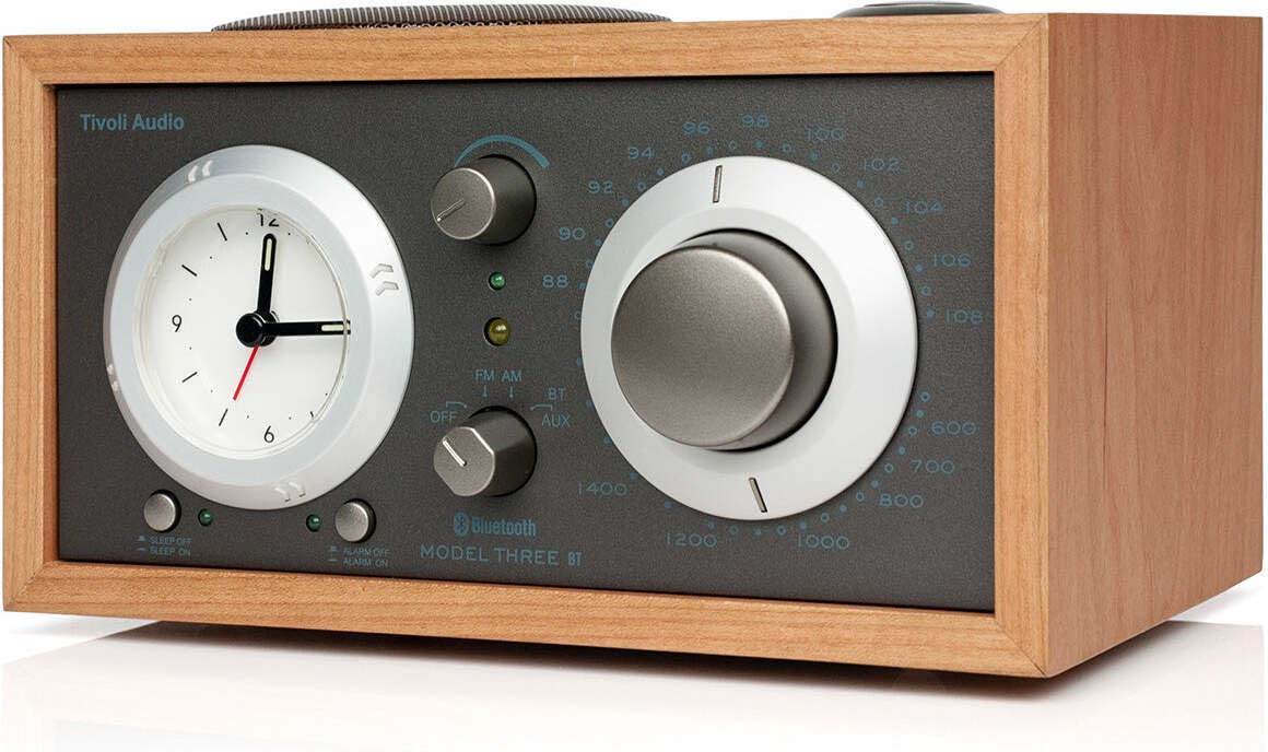 Tivoli Audio Model Three Bluetooth UKW-/MW-Radiowecker (Kirsche / Taupe)