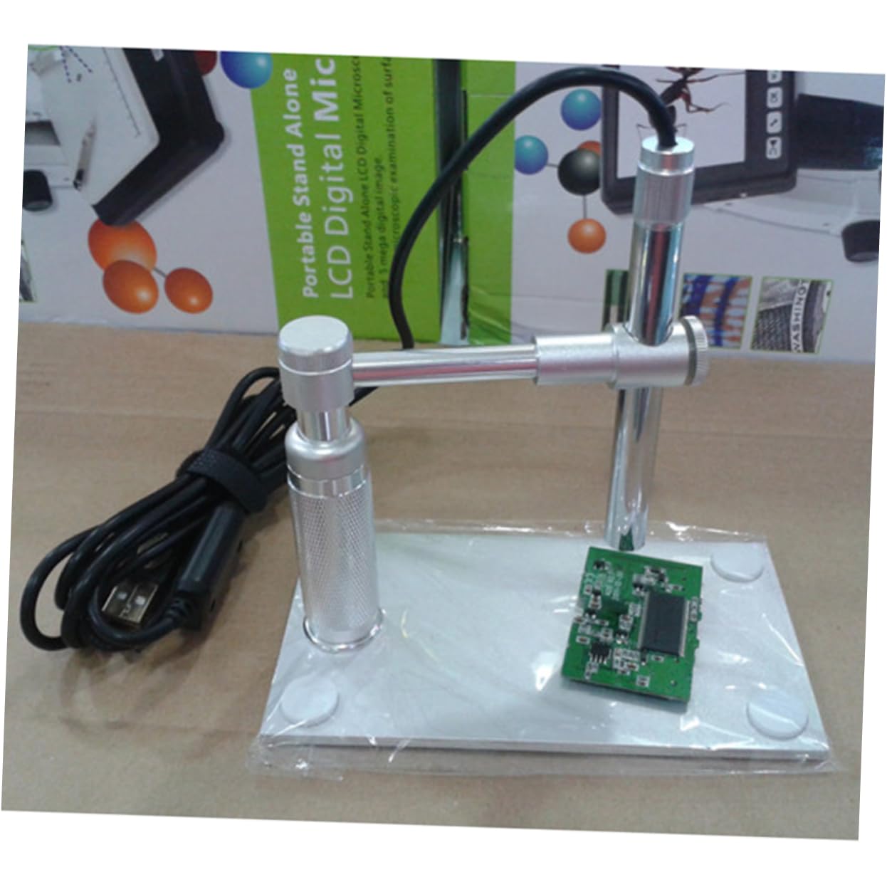 DOITOOL Microscopio Digital USB 600x Portátil con Lupa para Estudiantes y Aficionados, Diseño Compacto con 8 Luces LED Ajustables, Compatible con Windows Xp/vista/7/8, Color Negro