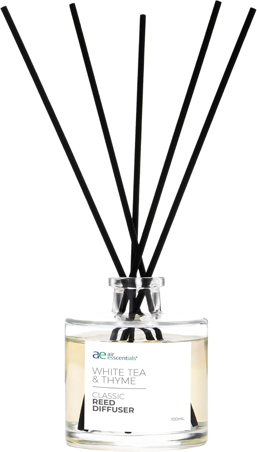 Air Esscentials Classic White Tea & Thyme Reed Diffuser Set