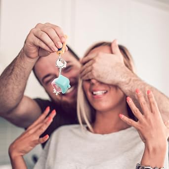 Keyring LED Keychain with Light, Creative Plastic Design, Easy to Store, for Hanging Decor and Bag Decor, Lightweight and Unique Accessory for Backpack Charm or Small Pendant