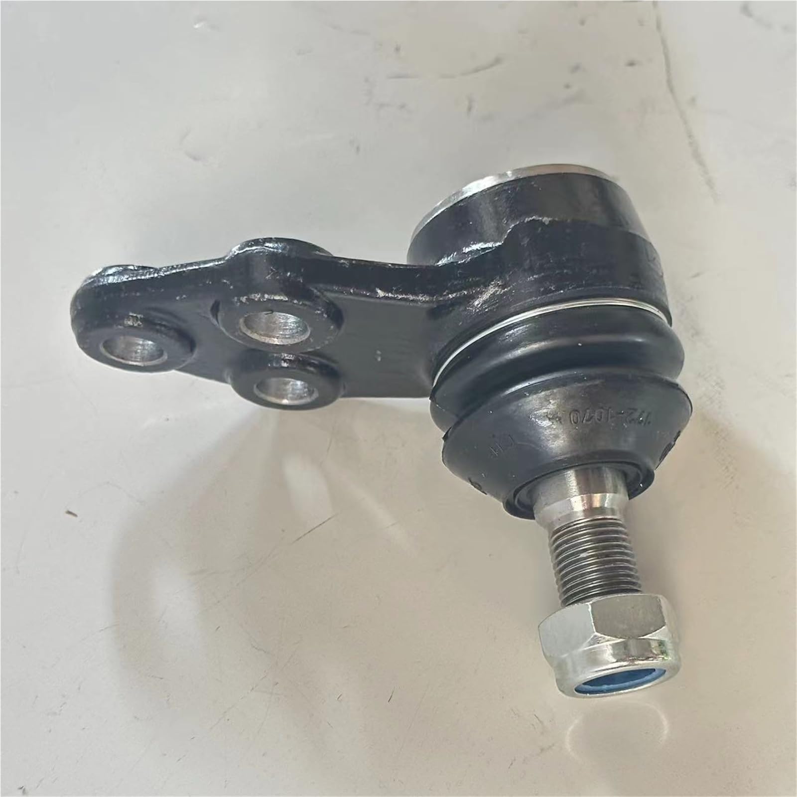 Ściągacz przegubu kulowego Pasuje do Ssangyong KORANDO C 2011-2018 przedni przegub kulowy niskiego ramienia OEM 4451834001(RH Right ball head)