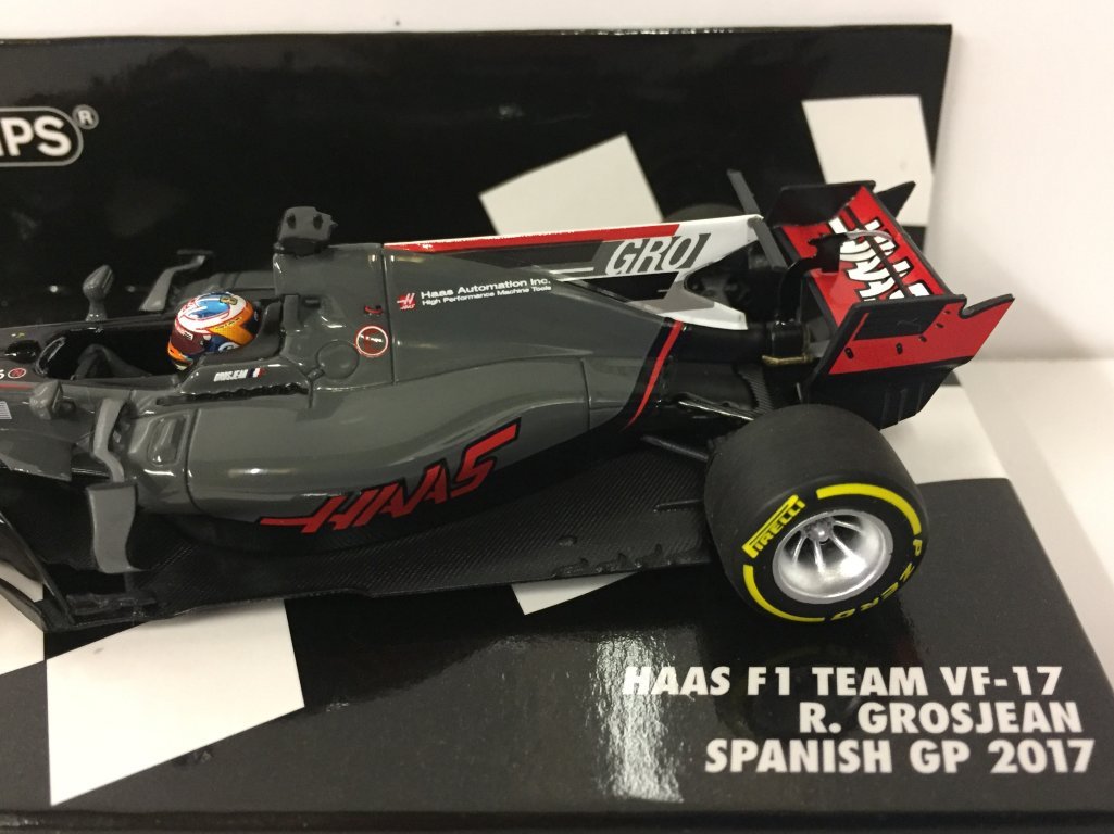 ミニチャンプス1/43 ハースF1チームVF-17 R.グロージャン 海外別注品