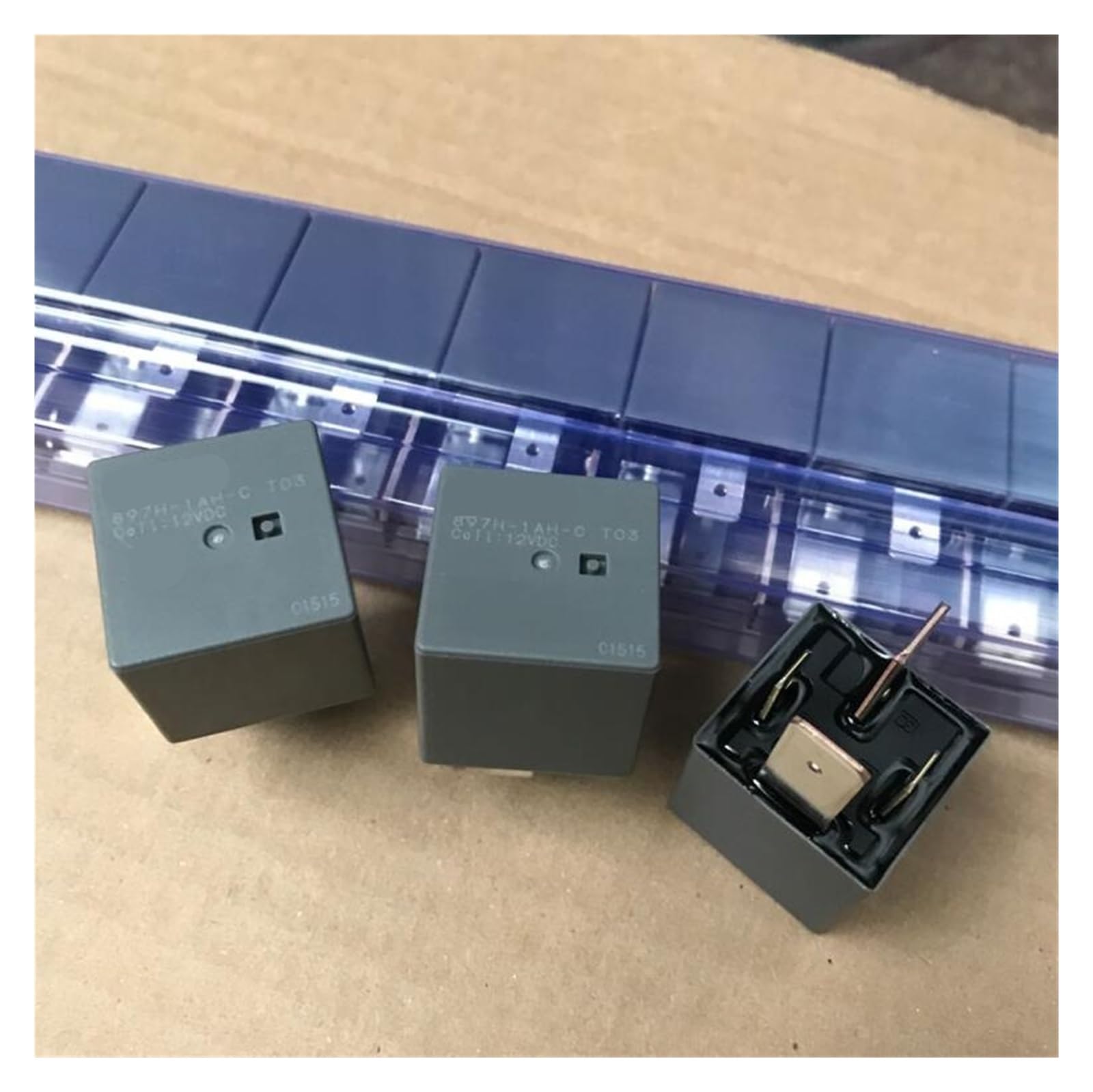 AQHYEBNSR 12V Relay 897H-1AH-C 897H-1AH-C-12V 12VDCDC12V 70A 4PIN