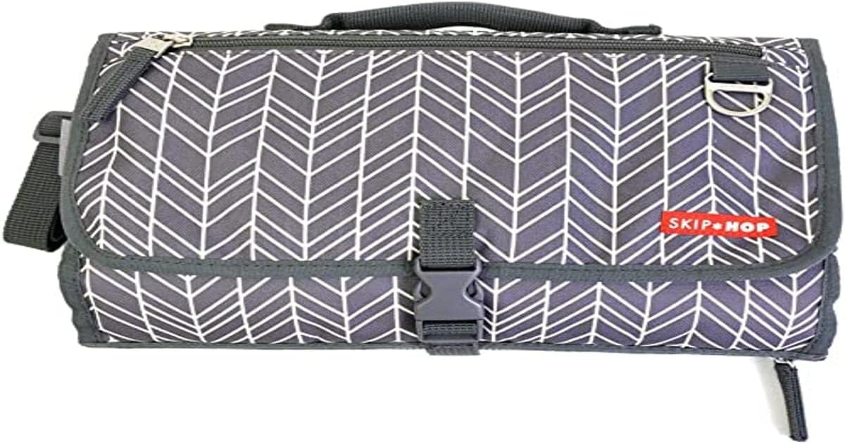 Skip Hop Portable Baby Changing Pad Pronto Wipe Clean Changing Mat with BuiltIn Pillow and