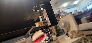 Review Image by Derek Messmer Derek Messmer