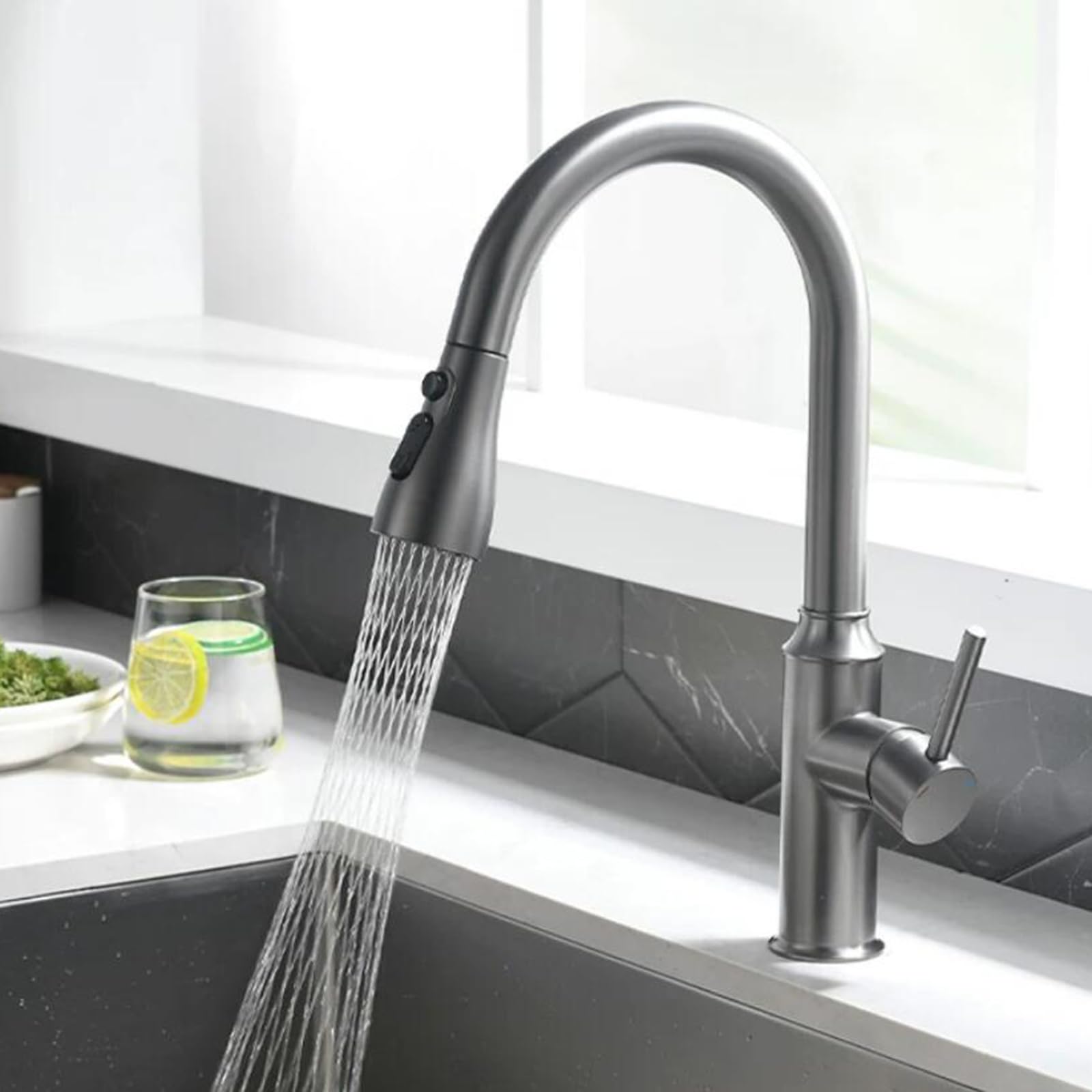 ZYCHSJXA Kitchen Sink Tap with Pull Out Sprayer Stainless Steel 3 Modes 360° Swivel Taps Out-Grey