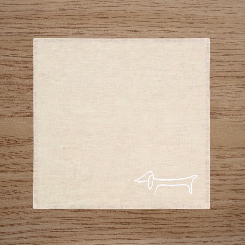 Serviettes de table broderie motif teckel en lin blanc lot de 4