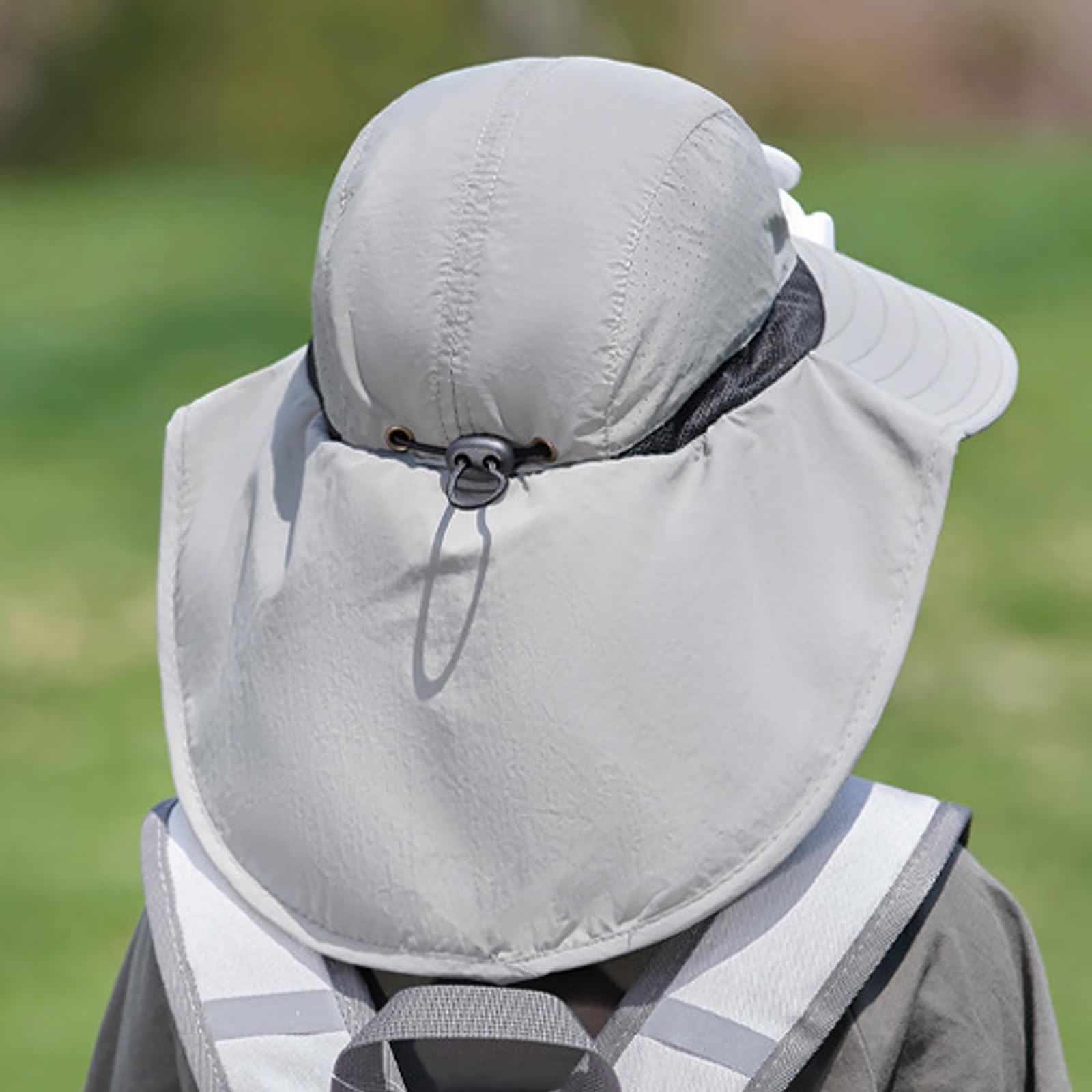 OhMill Chapeau à Ventilateur Solaire pour Enfants Été, à 3 Vitesses, Casquette de Soliel à Large Bord Réglable, Capeline de Pêcheur Respirante pour en Plein Air Plage Pêche Randonnée 8-15 Ans