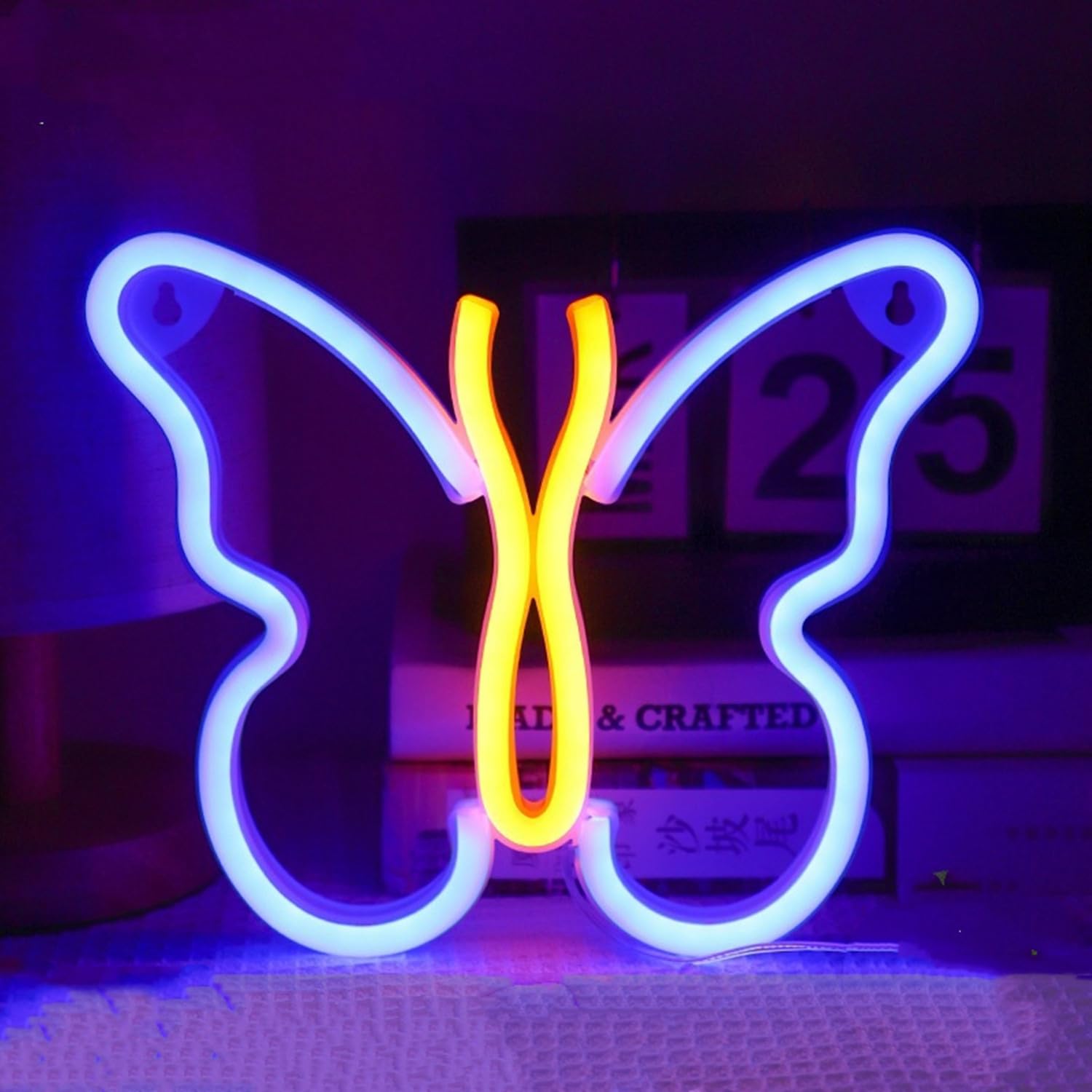 Neon Butterfly Sign Battery Powered Butterfly LED Neon Night Light, USB Operated Wall Decor Butterfly Neon Light for Home Decor Living Room Bar Party Best Creative Gift