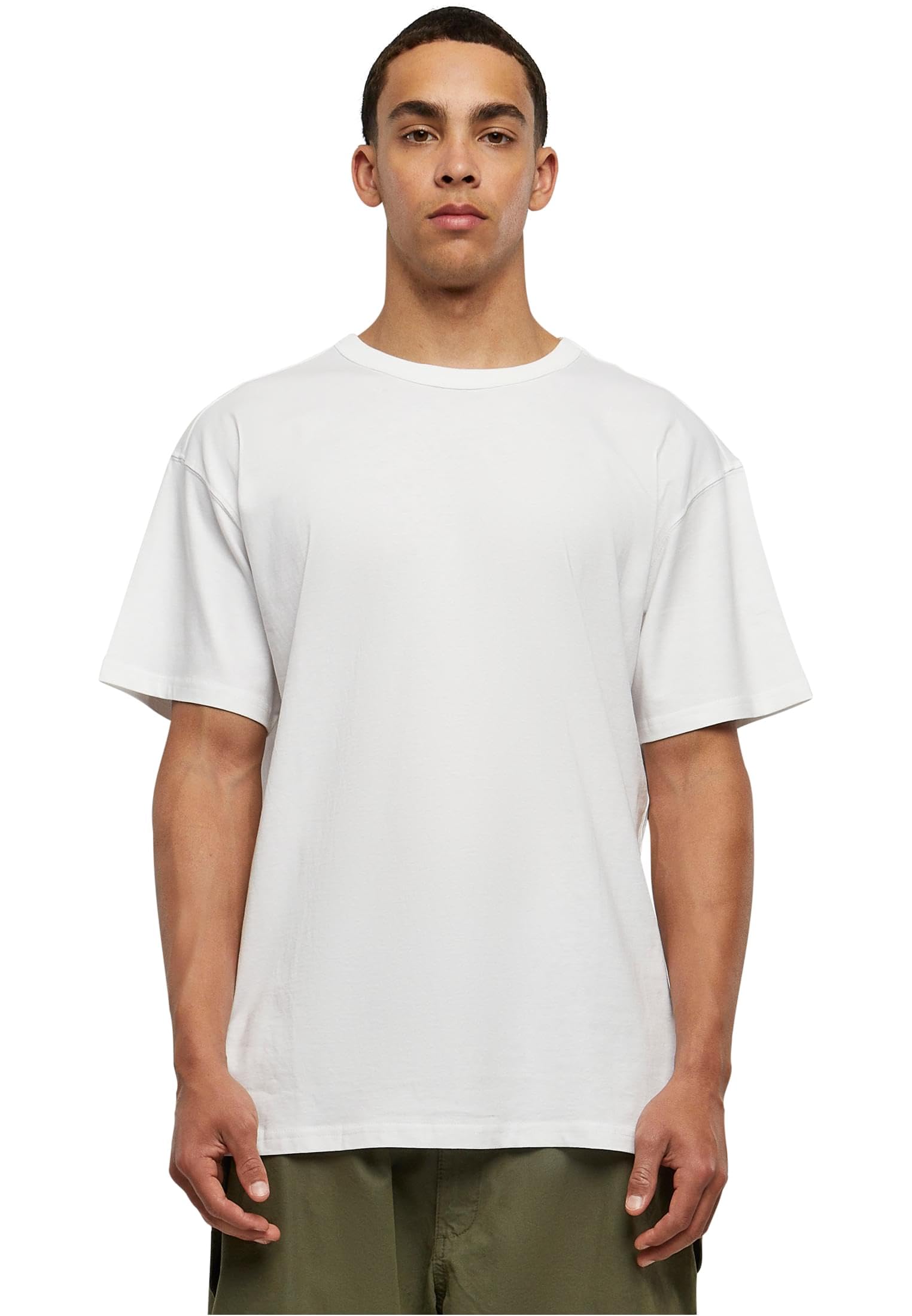 URBAN CLASSICS Men's Oversized Tee Shirt, Long Oversized T-Shirt with Round Neckline & Dropped Shoulders, Men's Basic Plain T-Shirt, 100% Cotton Tall Tee, Colour: white, Size: Medium