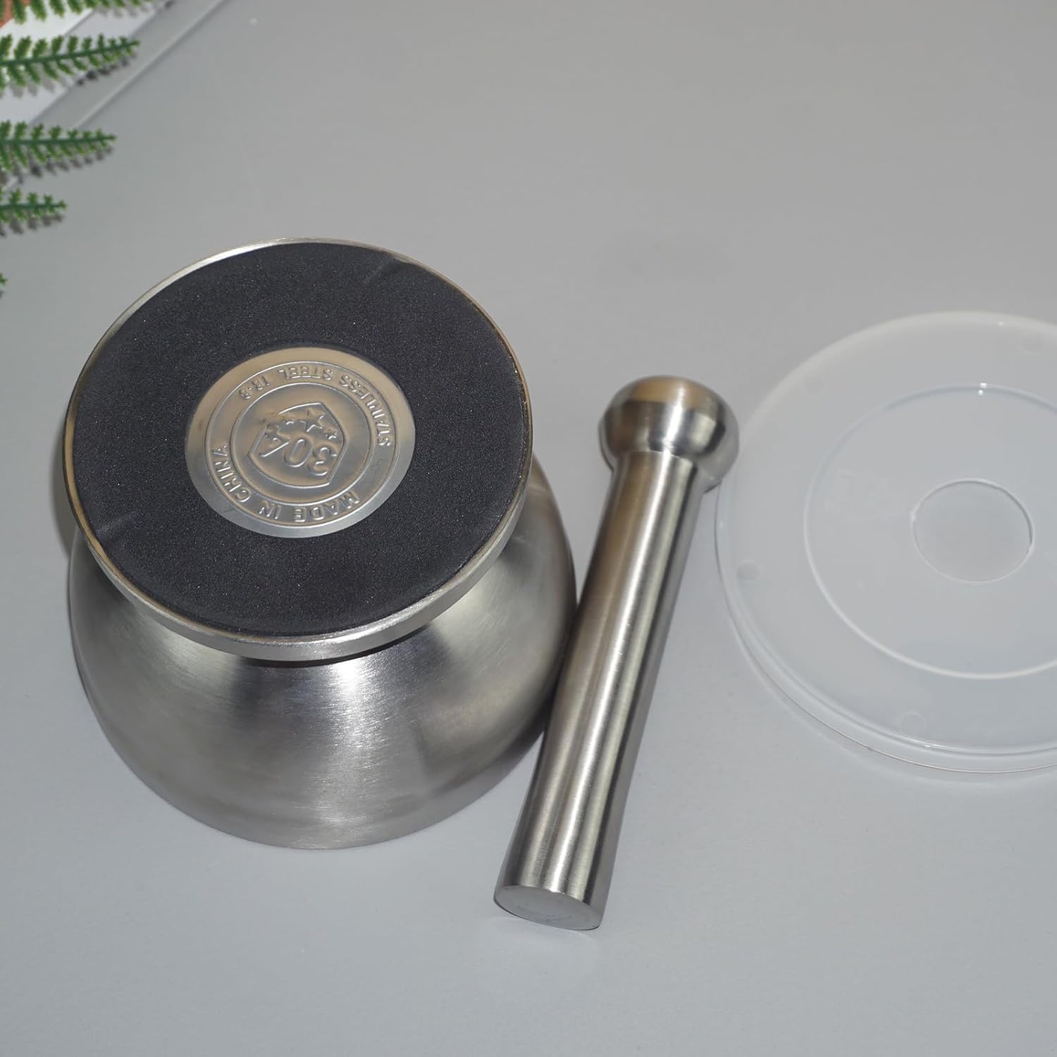 18/8 Stainless Steel Mortar and Pestle, Rock Crusher Mortar and Pestle, Pill Crusher, Ore Crusher, Spice Grinder, Cooking Spices and Seasoning, Kitchen Accessories (Large Diameter 4.6'')