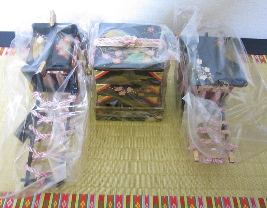Amazon.co.jp: 雛人形御道具 木製 38号「里」小梅蒔絵付 6点セット 