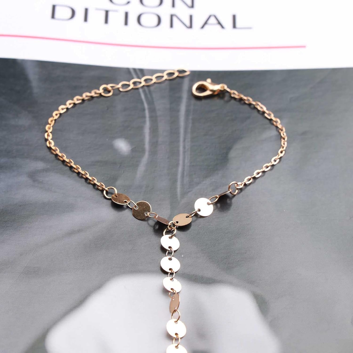 Boho Disc Finger Bracelet Sequin Finger Ring Bracelet Gold Disc Slave Bracelet Retro Disc Sequin Ring Chain Bracelet Jewelry for Women - Image 3