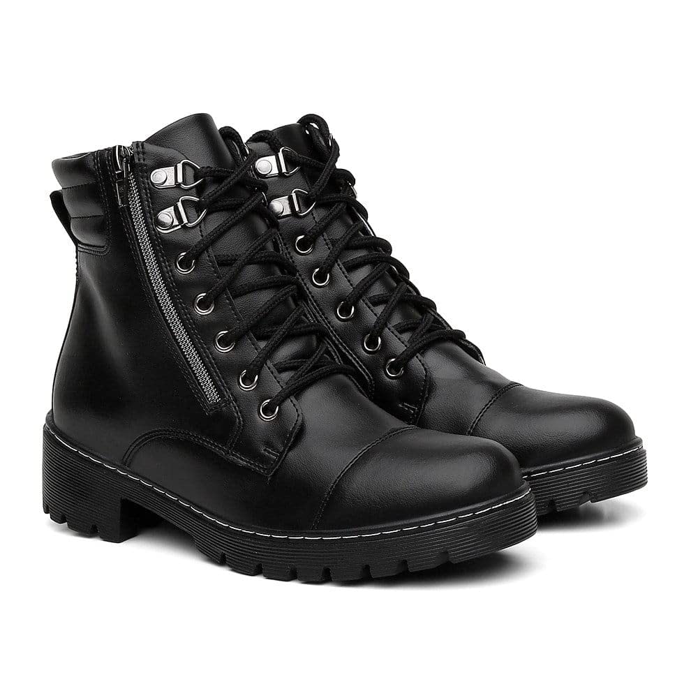 Bota Coturno Feminina Blogueira Tendência Preto em promoção! Veja a oferta e mais achadinhos de Botas 2 Hoje é o melhor dia para comprar Bota Coturno Feminina Blogueira Tendência Preto com aquele preço maroto! Promoção! Aproveite a oferta! 2