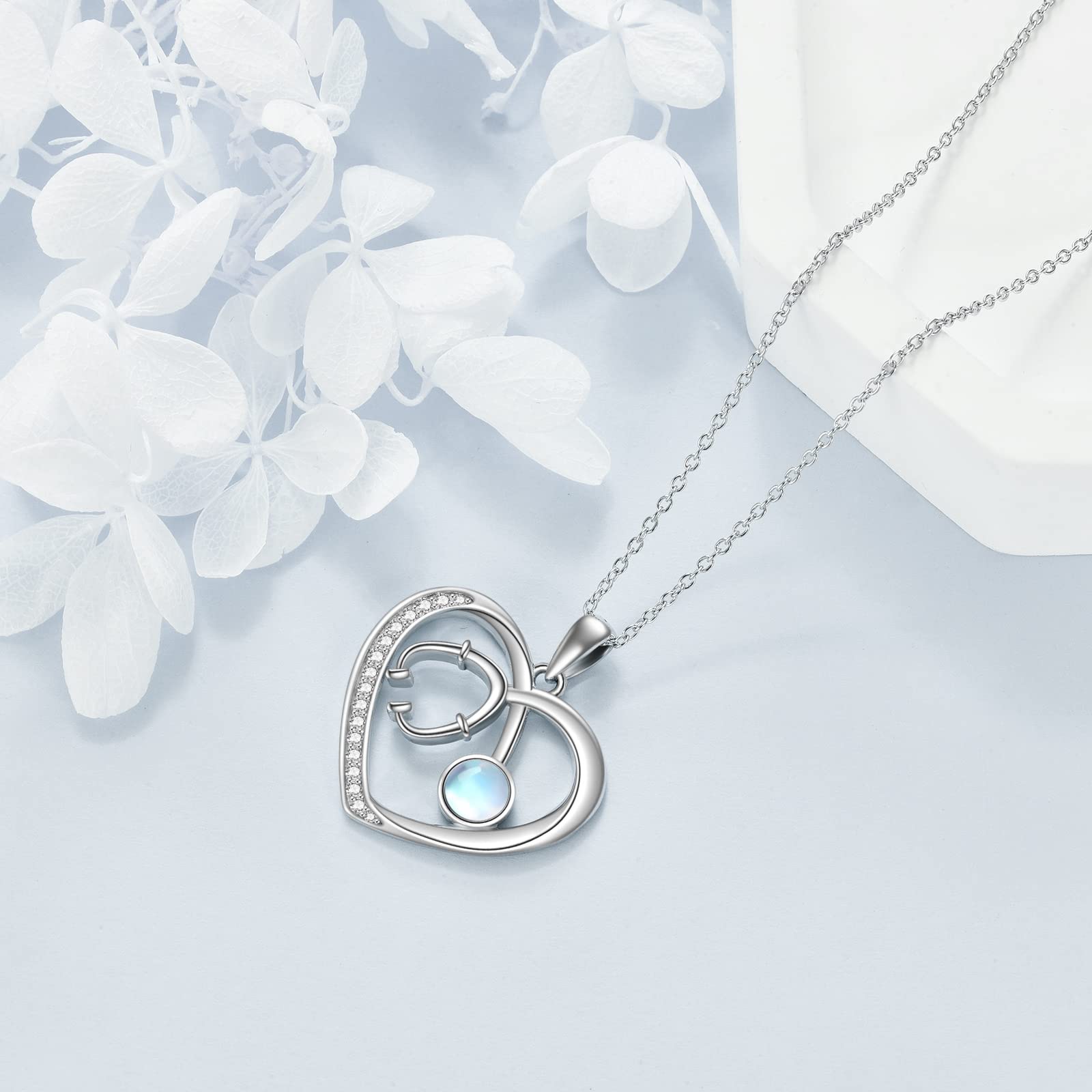 DAYLINLOVE Collar Estetoscopio Plata Ley 925 Regalos Enfermera Collar Colgante En Forma Corazón Piedra Lunar Joyería Enfermería Regalos para Enfermera Médico Estudiante Medicina